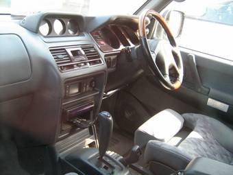 1997 Mitsubishi Pajero Wallpapers