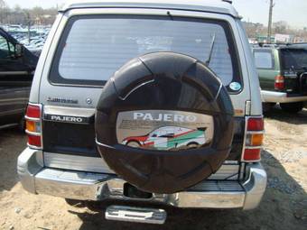 1997 Mitsubishi Pajero Photos