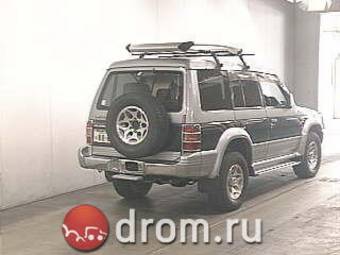 1997 Mitsubishi Pajero Photos