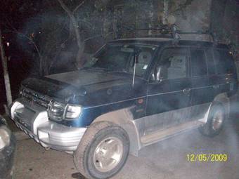 1997 Mitsubishi Pajero Pictures