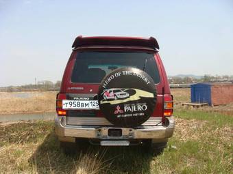 1997 Mitsubishi Pajero Photos