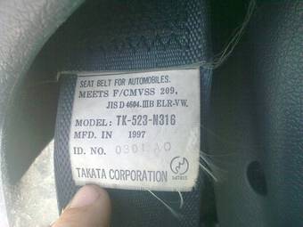 1997 Mitsubishi Pajero Pictures