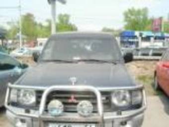 1997 Mitsubishi Pajero Photos