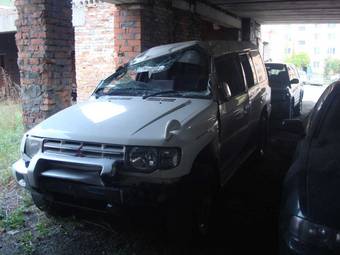 1997 Mitsubishi Pajero Photos