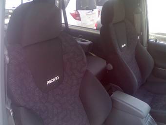 1997 Mitsubishi Pajero Pictures