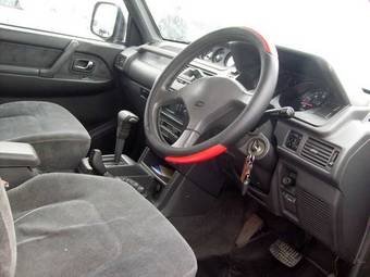 1997 Mitsubishi Pajero Pics