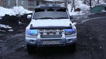 1997 Mitsubishi Pajero Photos