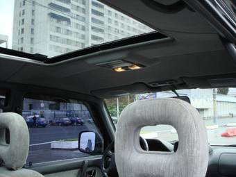 1997 Mitsubishi Pajero Photos