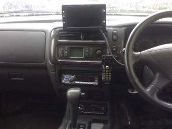 1997 Mitsubishi Pajero Pictures