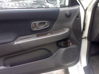 1997 Mitsubishi Pajero Pics