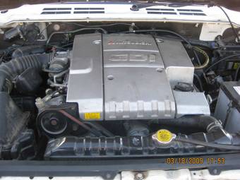 1997 Mitsubishi Pajero Images