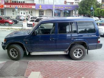 1997 Mitsubishi Pajero Pics