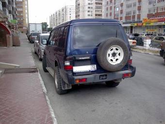 1997 Mitsubishi Pajero Pictures