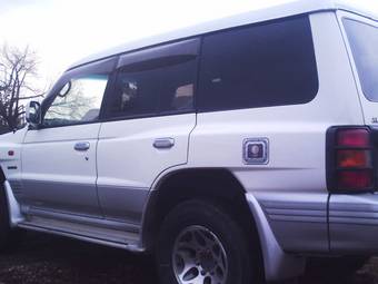 1997 Mitsubishi Pajero Wallpapers