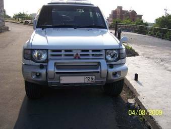 1997 Mitsubishi Pajero Pictures