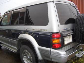 1997 Mitsubishi Pajero Pictures