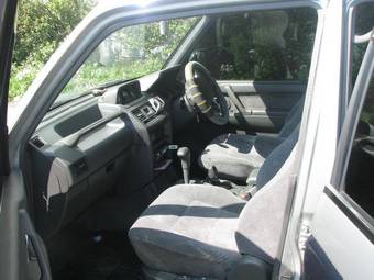 1997 Mitsubishi Pajero Photos