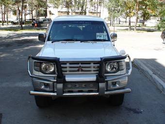 1997 Mitsubishi Pajero Photos