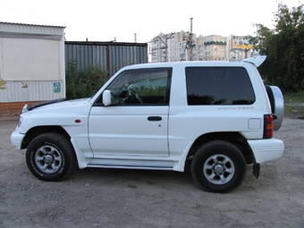 1998 Mitsubishi Pajero