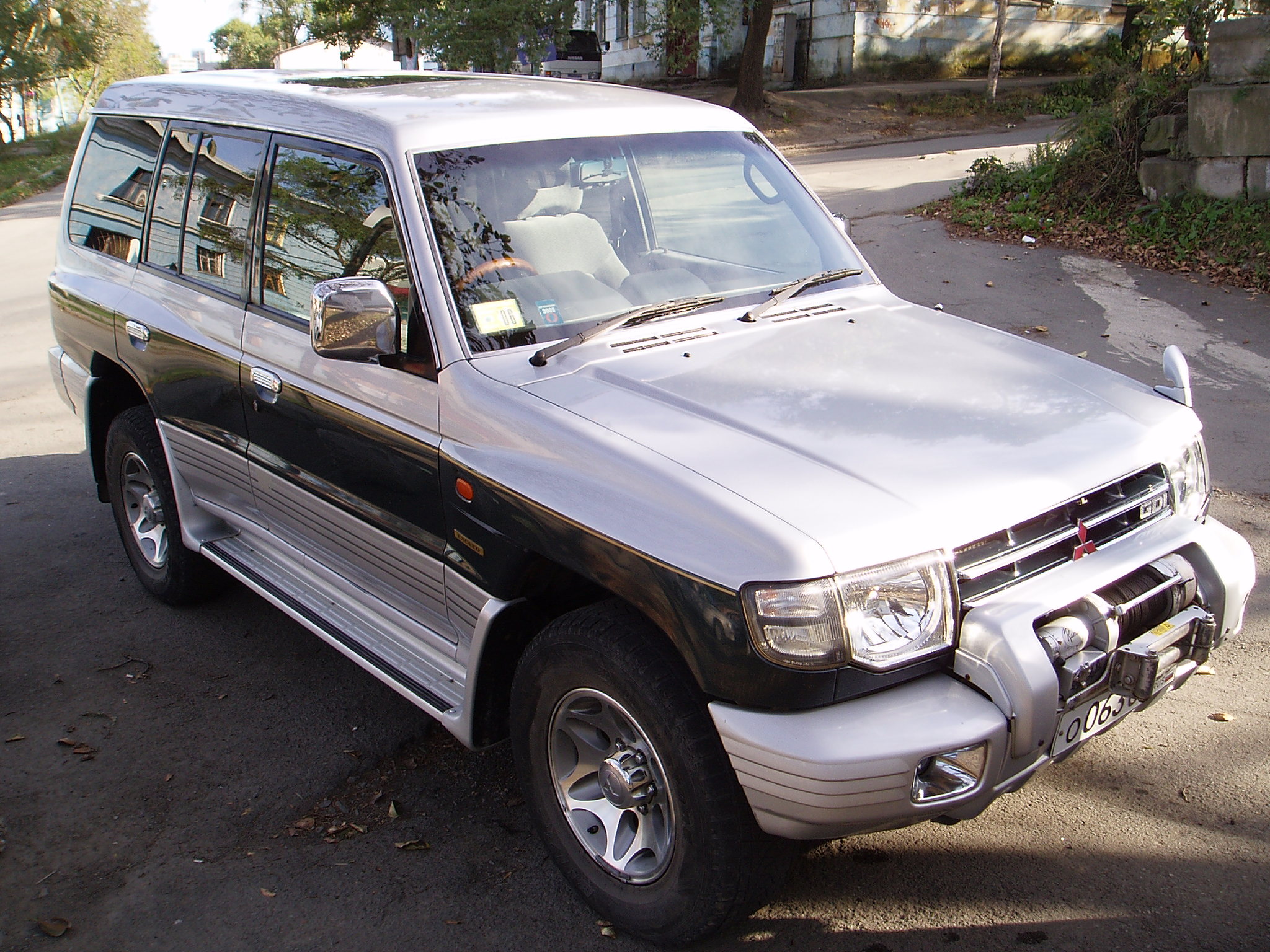 1998 Mitsubishi Pajero