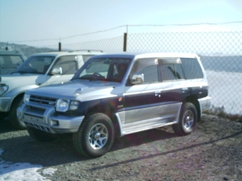 1998 Mitsubishi Pajero