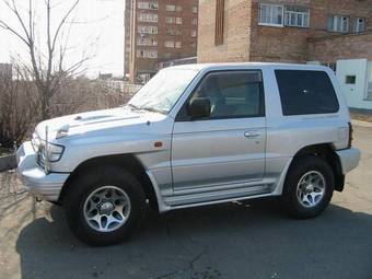 1998 Mitsubishi Pajero