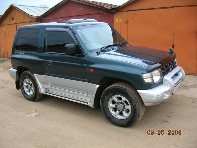 1998 Mitsubishi Pajero