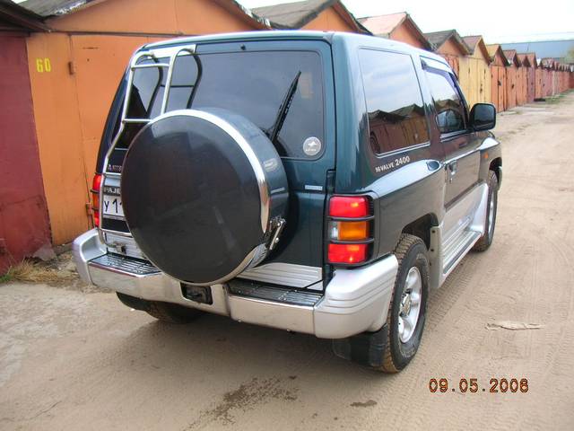 1998 Mitsubishi Pajero