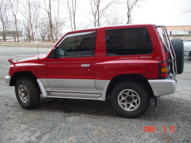 1998 Mitsubishi Pajero