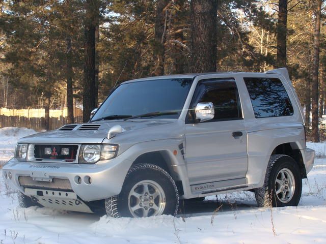 1998 Mitsubishi Pajero