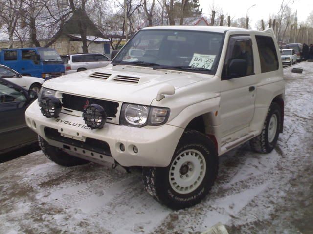 1998 Mitsubishi Pajero