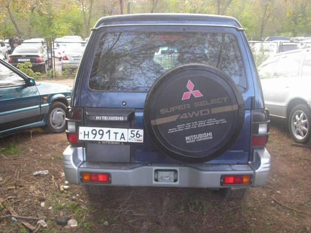 1998 Mitsubishi Pajero