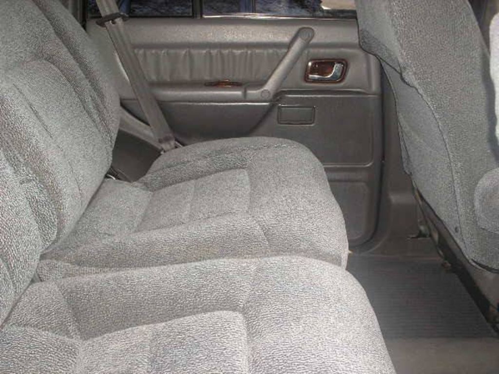 1998 Mitsubishi Pajero