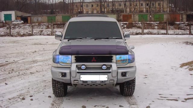 1998 Mitsubishi Pajero