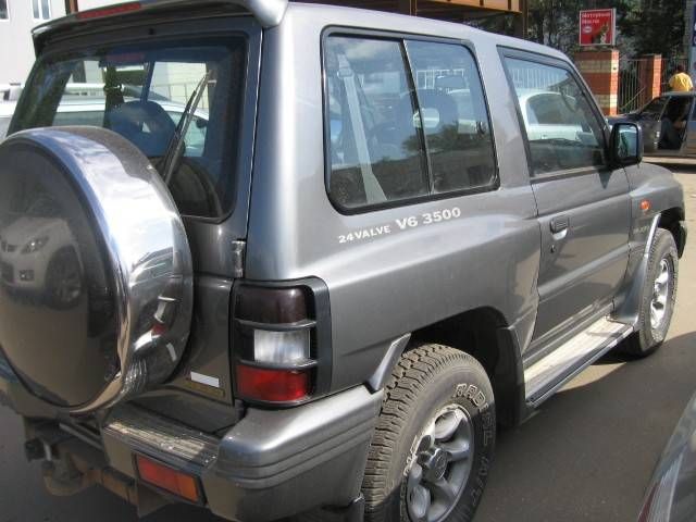 1998 Mitsubishi Pajero