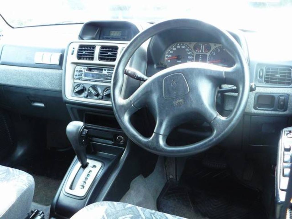 1998 Mitsubishi Pajero