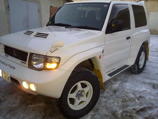 1998 Mitsubishi Pajero