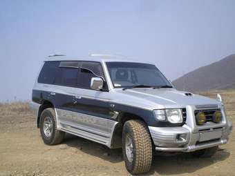 1998 Mitsubishi Pajero