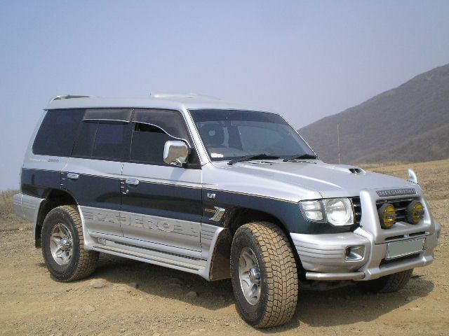 1998 Mitsubishi Pajero