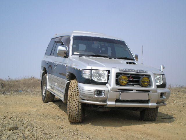 1998 Mitsubishi Pajero