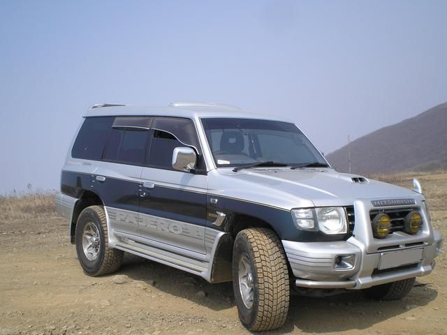 1998 Mitsubishi Pajero
