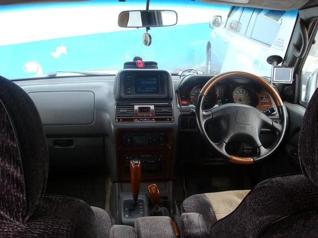 1998 Mitsubishi Pajero