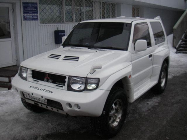1998 Mitsubishi Pajero