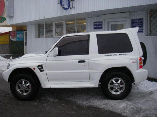 1998 Mitsubishi Pajero