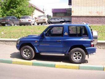 1998 Mitsubishi Pajero Pictures