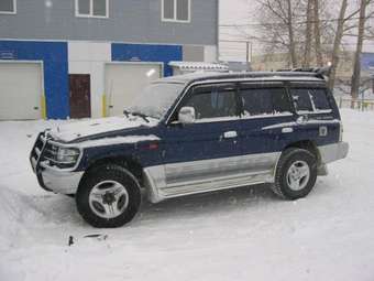 1998 Mitsubishi Pajero Pics