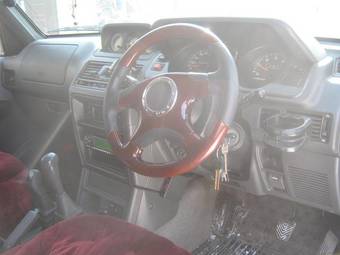 1998 Mitsubishi Pajero Wallpapers