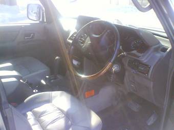 1998 Mitsubishi Pajero Photos