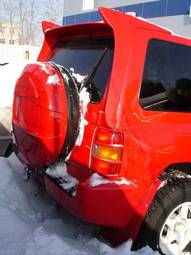 1998 Mitsubishi Pajero Pictures