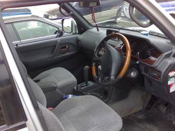 1998 Mitsubishi Pajero Photos